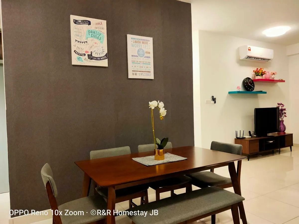 Citywoods Apartment - Jb Town Near Ciq @ R&R Homestay Jb Johor Bahru